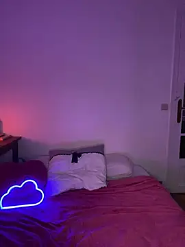 Snapshot of milkyhonybaby chatting on 01/26/25, 11:39 milkyhonybaby online show from 01/26/25, 11:39