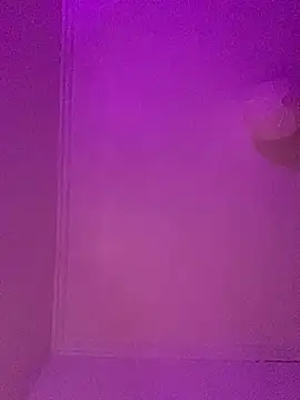 Snapshot of milkyhonybaby chatting on 02/10/25, 02:41 milkyhonybaby online show from 02/10/25, 02:41