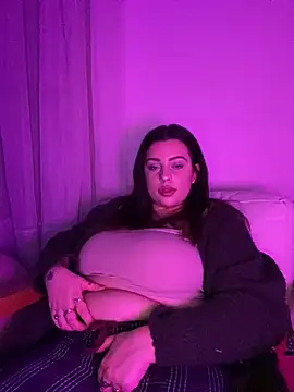 Snapshot of milkyhonybaby chatting on 03/16/25, 06:34 milkyhonybaby online show from 03/16/25, 06:34