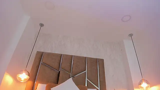 Martinaa Jones  online show from 02/03/26, 12:32