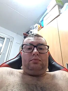 Javier bear online show from 10/05/25, 08:40