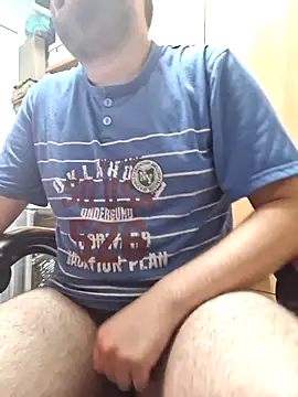 Javier bear online show from 10/19/25, 09:32