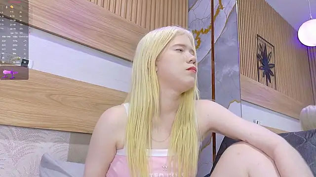 Elif blond online show from 08/04/26, 09:39