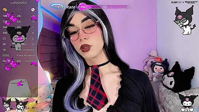 Snapshot of kimMaddiee chatting on 11/14/25, 09:13 kimMaddiee online show from 11/14/25, 09:13