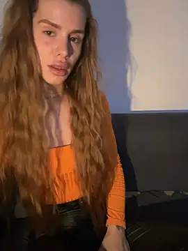 EmiliaCatalina online show from 07/28/26, 01:12