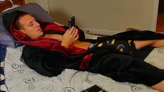 Snapshot of zack_Fisher chatting on 12/29/24, 09:52 zack Fisher online show from 12/29/24, 09:52