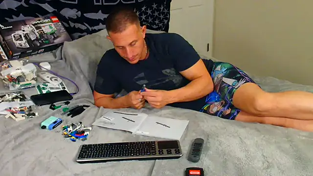 Snapshot of zack_Fisher chatting on 02/05/25, 03:23 zack Fisher online show from 02/05/25, 03:23