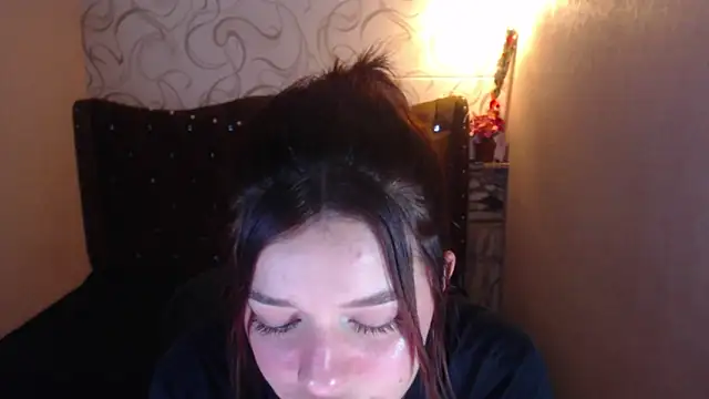 LiaHarryis online show from 03/15/25, 06:25