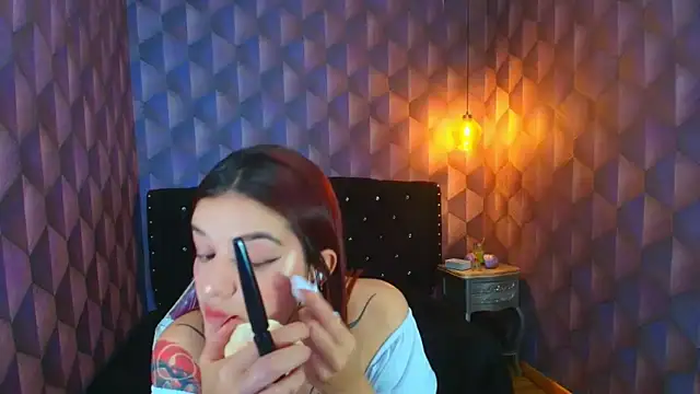 LiaHarryis online show from 11/13/25, 06:18