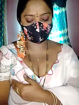 Snapshot of vani-09 chatting on 01/06/25, 04:58 vani-09 online show from 01/06/25, 04:58