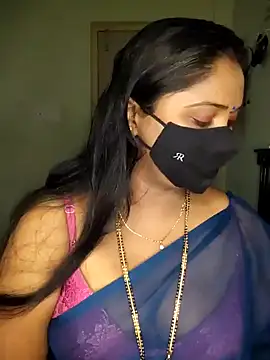 Snapshot of vani-09 chatting on 02/08/25, 04:14 vani-09 online show from 02/08/25, 04:14