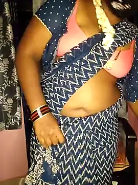 Snapshot of vani-09 chatting on 02/24/25, 08:03 vani-09 online show from 02/24/25, 08:03