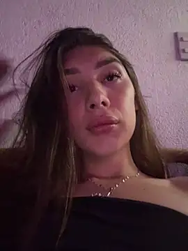 NICOLSKINNY1 online show from 04/13/26, 08:36