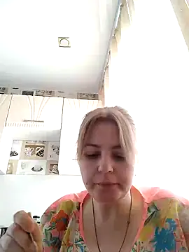 Lady nice cat online show from 02/14/25, 07:59