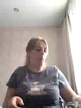 Lady nice cat online show from 02/25/25, 03:42