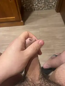 Snapshot of GarciaITO_3 chatting on 01/14/26, 04:34 GarciaITO 3 online show from 01/14/26, 04:34