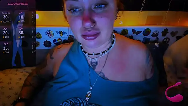 EllieOz online show from 01/13/25, 07:21