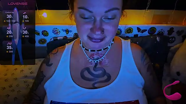 EllieOz online show from 01/14/25, 09:09