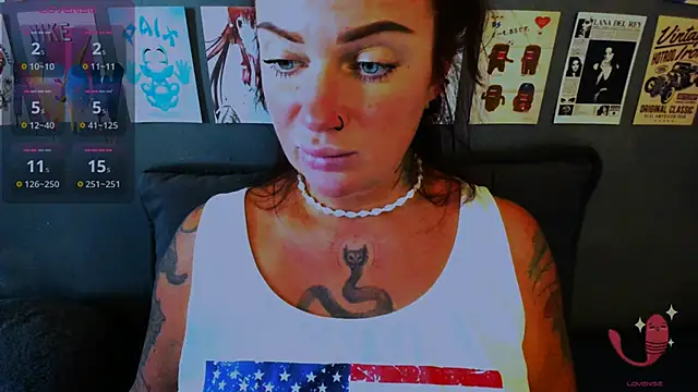 EllieOz online show from 04/10/26, 01:16