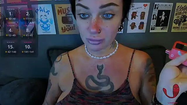 EllieOz online show from 07/07/26, 02:32