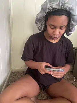 Galaxybabe23 online show from 03/19/25, 06:12