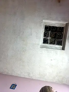 Snapshot of hazisabel chatting on 11/28/25, 03:20 hazisabel online show from 11/28/25, 03:20