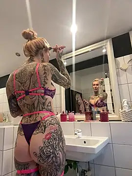 Stella-Kink online show from 02/01/26, 08:13