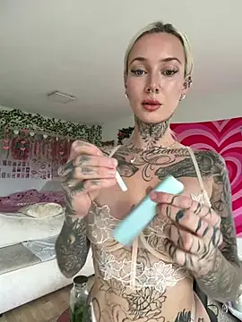 Stella-Kink online show from 07/08/26, 12:09