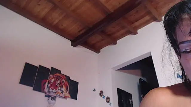 seleneh online show from 02/13/25, 09:49