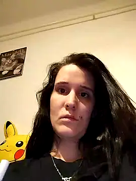 Snapshot of LauraBaby chatting on 12/19/24, 05:18 LauraBaby online show from 12/19/24, 05:18