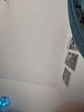 LauraBaby online show from 03/28/26, 01:22