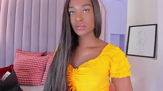 nahomi campbell online show from 12/19/25, 07:43