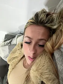 Snapshot of Miss_emilee chatting on 01/20/25, 12:36 Miss emilee online show from 01/20/25, 12:36