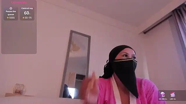 Amina hafsa online show from 12/01/25, 08:58