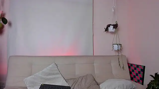 roselinedior online show from 01/30/25, 12:59