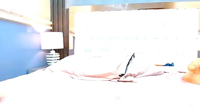 VeronicaRobles online show from 03/13/25, 10:54