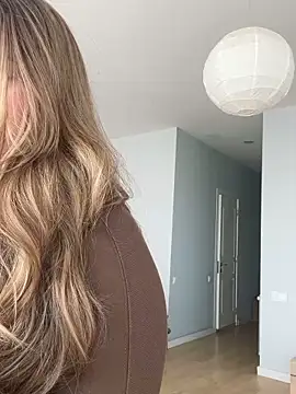 curvyflawless online show from 01/30/25, 08:43