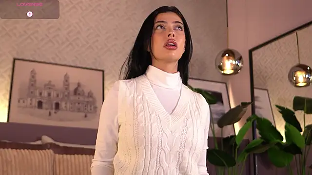 ElleDiane online show from 09/27/25, 10:26