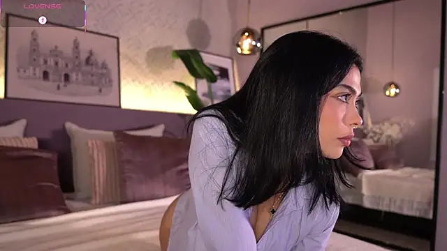 ElleDiane online show from 11/25/25, 10:10