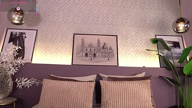 ElleDiane online show from 03/03/26, 10:37