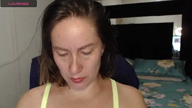 Snapshot of CATRINA-83 chatting on 05/08/26, 12:16 CATRINA-83 online show from 05/08/26, 12:16