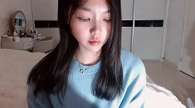 Snapshot of -Lucky_Girl chatting on 03/04/25, 03:37 -Lucky Girl online show from 03/04/25, 03:37