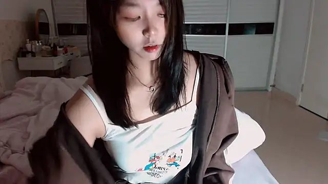 -Lucky Girl online show from 03/04/26, 12:22