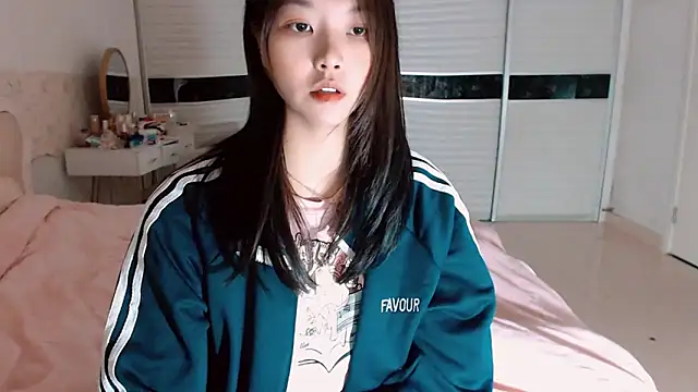 -Lucky Girl online show from 04/14/26, 12:33