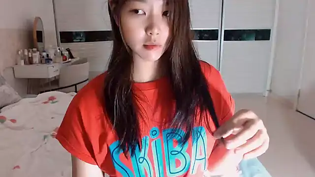 -Lucky Girl online show from 06/25/26, 12:53