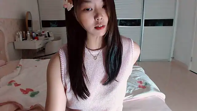 -Lucky Girl online show from 07/14/26, 12:55