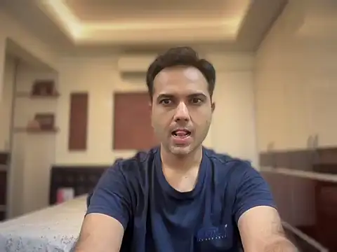 immog727 online show from 10/19/25, 04:07