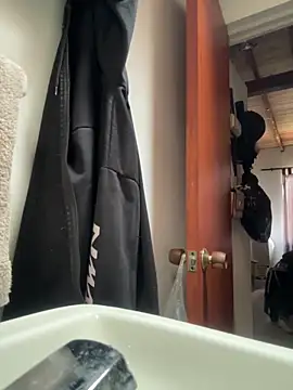 emmyjhonson07 online show from 03/13/26, 02:12