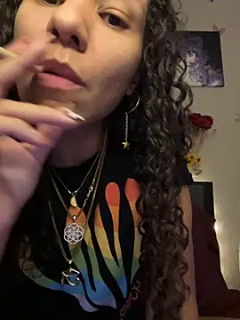  Neeka  online show from 11/08/25, 04:01