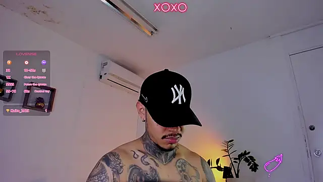 JordanSmiith  online show from 02/05/25, 11:17